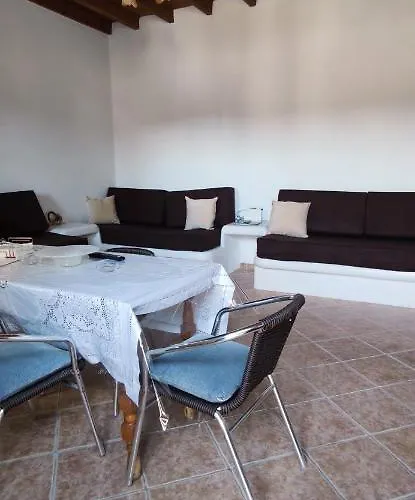 Popi Two Storey Traditional House * Astypálaia