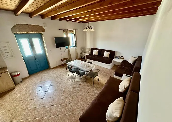 Tatil Evi Popi Two Storey Traditional House Astypálaia